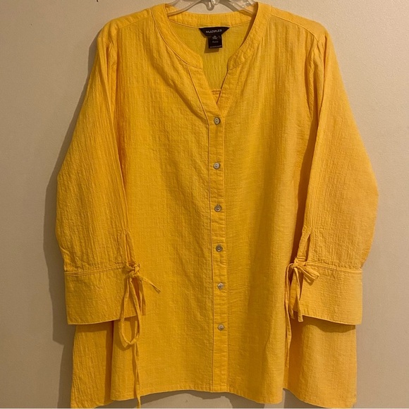 MULTIPLES Blouse Women Size XL Yellow Button Front Buttons Tie 3/4 Sleeve V-Neck - Picture 1 of 8